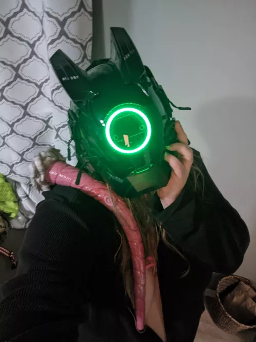 Working on this nsfw costume/character idea at the moment: the female internet Mandelorian. The internet/ nsfw Reddit is my home, instead of the planet Mandalore. I wear shibari ties and bright colors and a mask as my chosen armor. by grlsNprls