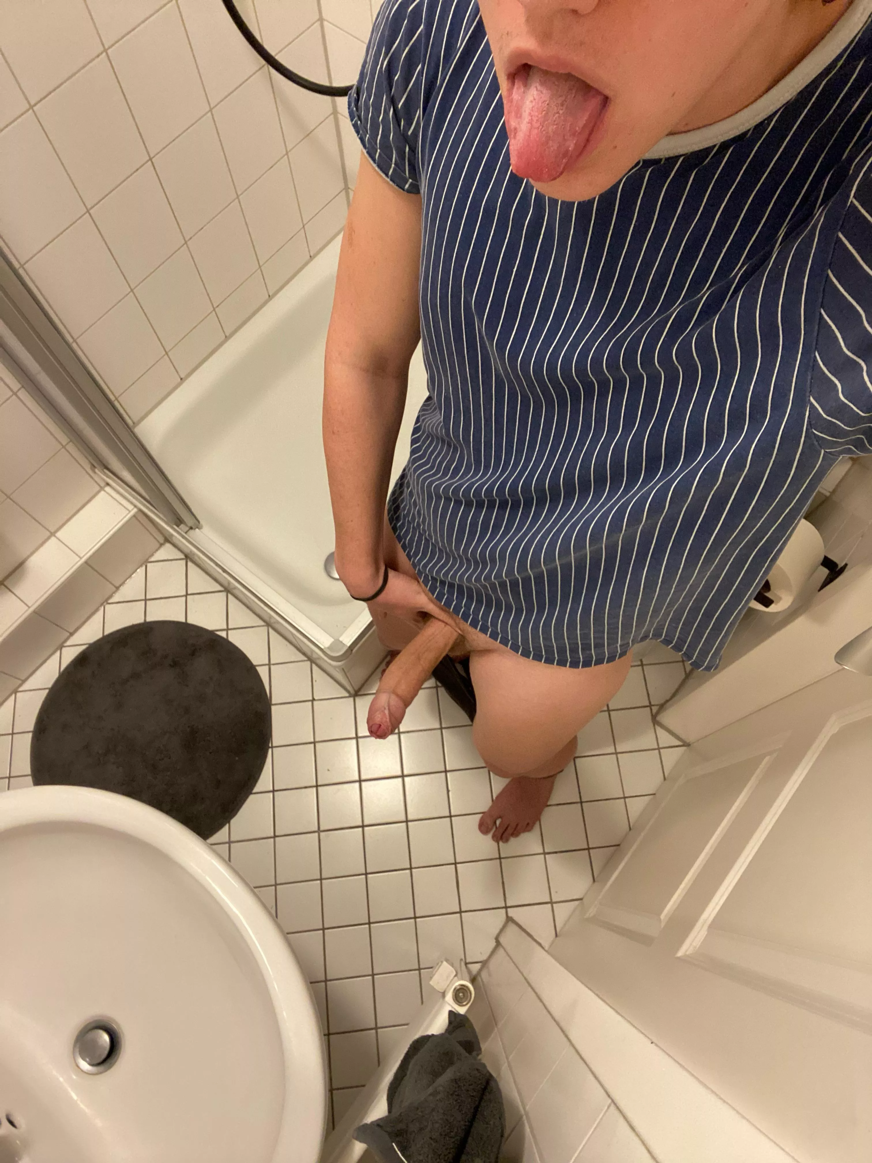 A little help here ? posted by Upstairs-Brick845