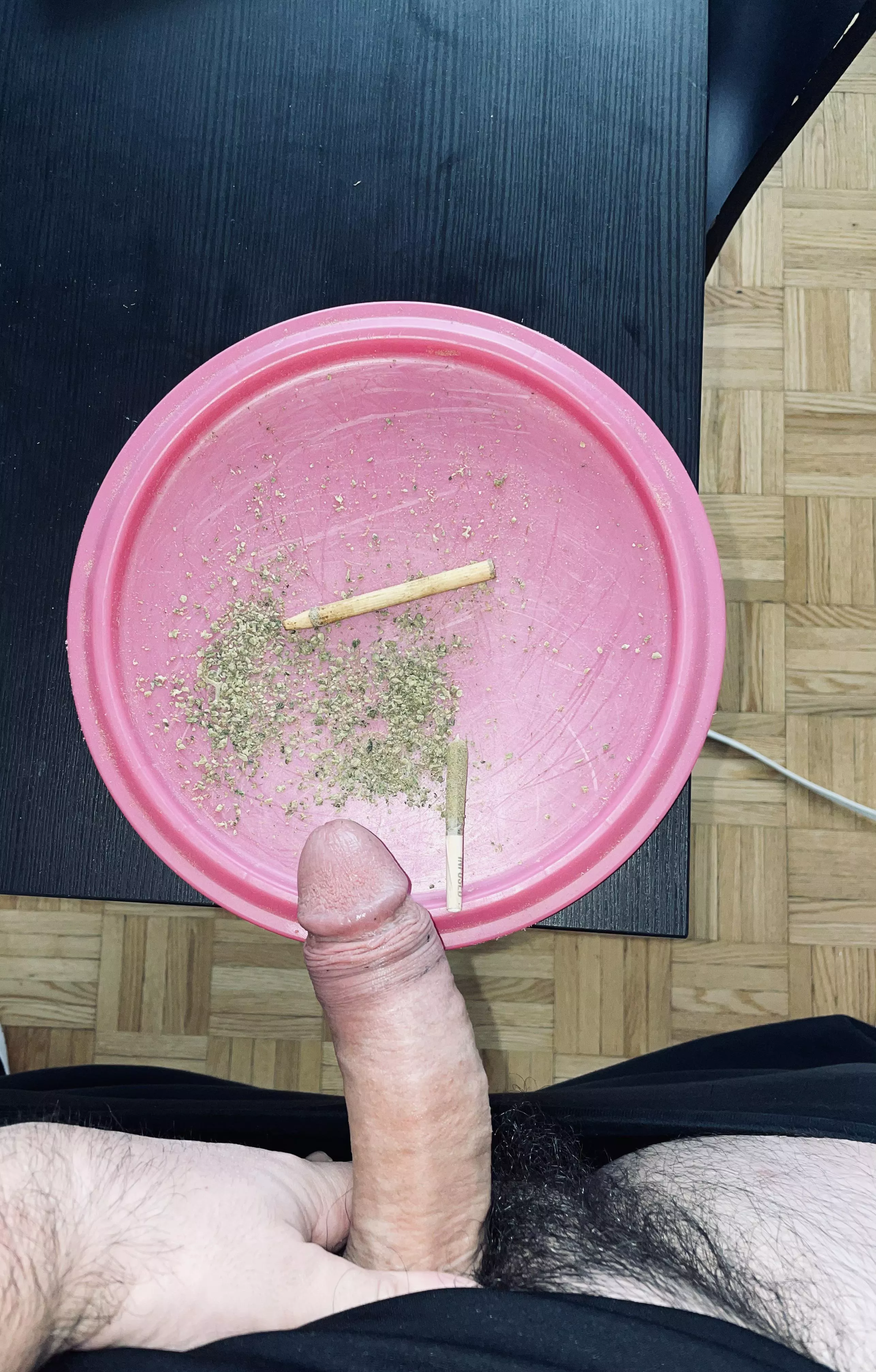 A nice 34% thc infused preroll to help me enjoy (m)y Sunday posted by Known-Ice8090