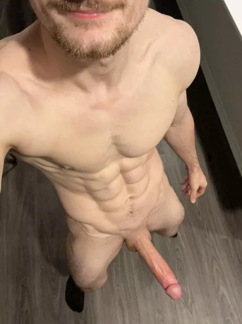 Anyone like big boys? by BigBostonGuy