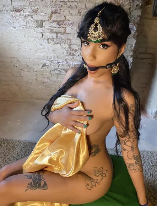 Can I be your most exotic pet? [F] by slaysheslays