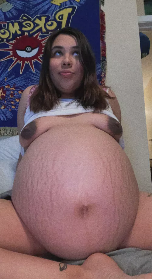 Can I bounce my big belly for you? 🤰🏻 by Milkymooon66