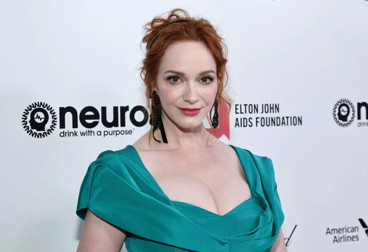 Christina Hendricks posted by Dramatic-Steak4220