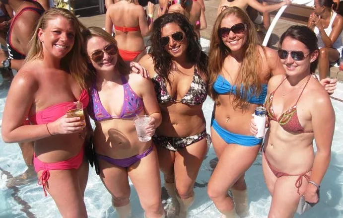 College cheerleaders posted by Totallyfun719