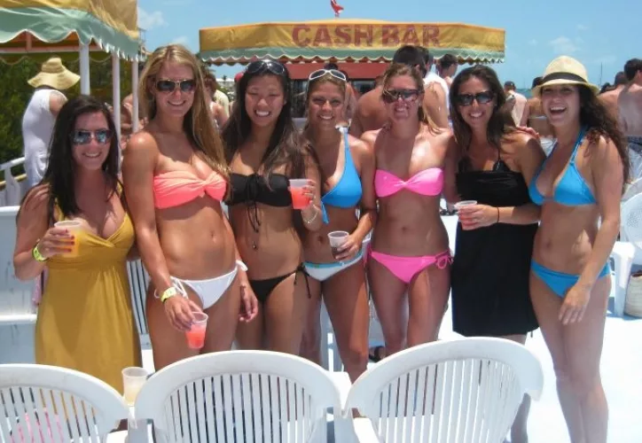 College seniors! by Totallyfun719