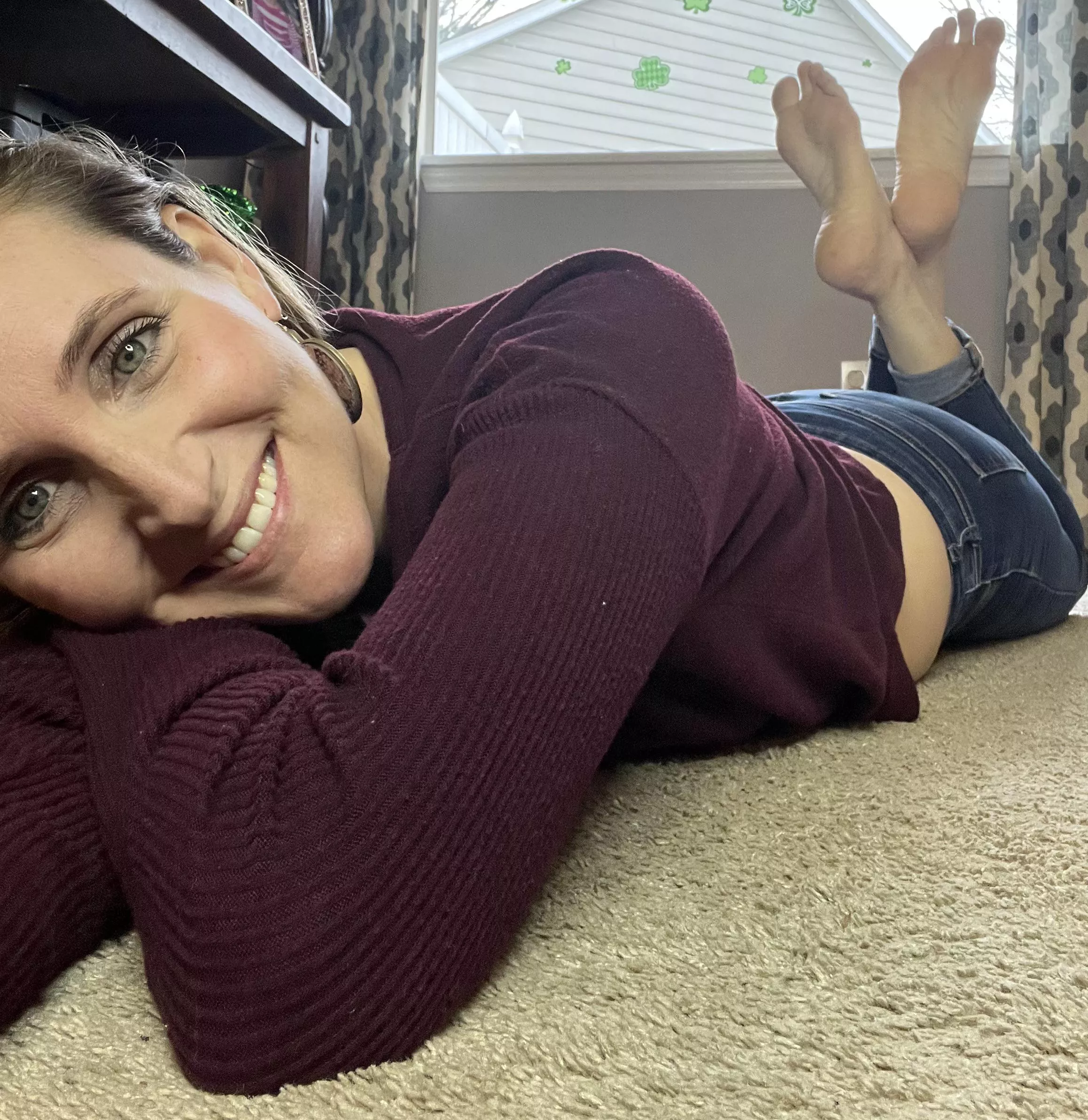 Come Lay With Me posted by Lotusgirl00