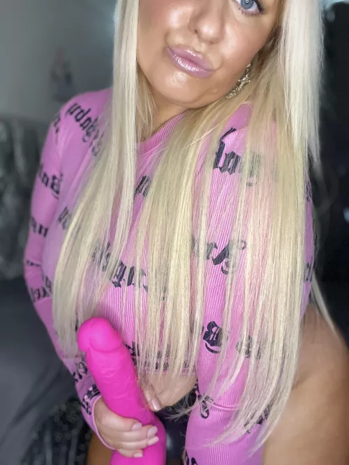 Come prove to me what a good cock sucking slave you can be by sparkly-and-savage