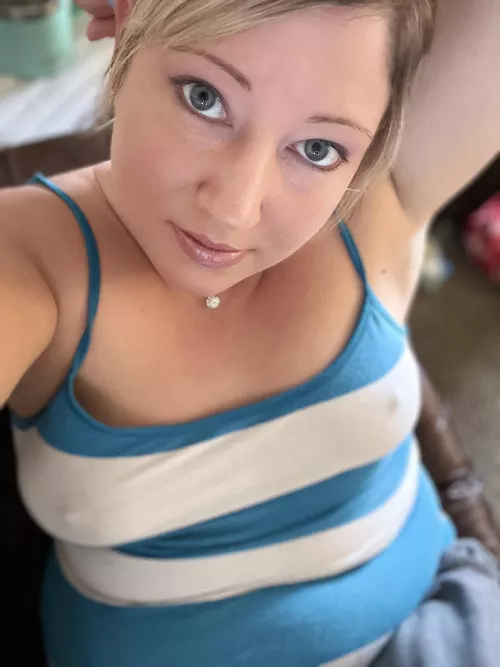 Cozy Sunday on the couch 🥰🥰 by AllyNicole917