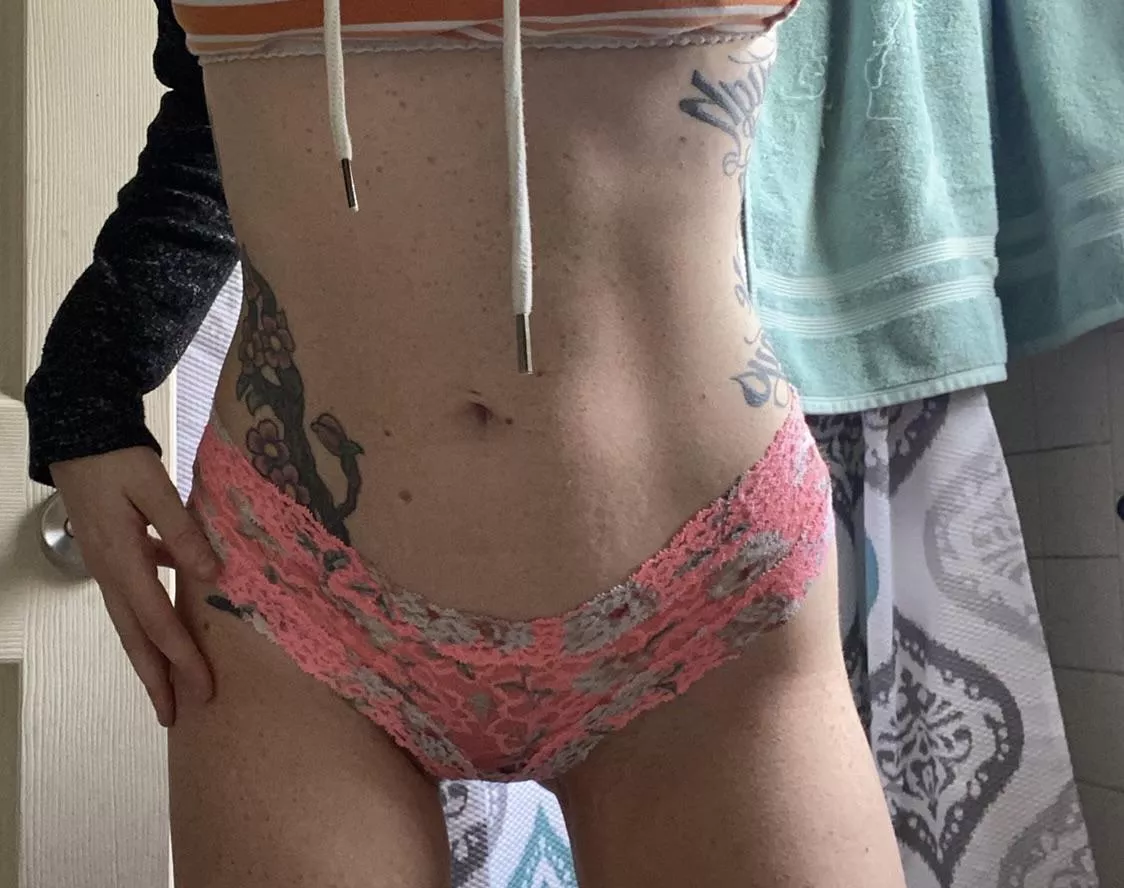 Cute panties and tattoos 🍑 posted by Milfy_animal