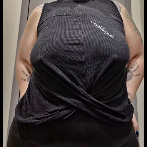 Forgot my bra when I packed my bag this morning for after the gym. Think anyone will notice? by mephiticpeach