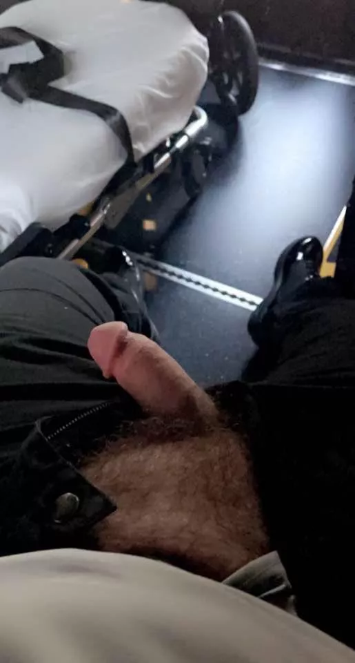 Hope they don’t look inside the ambulance 🚑 posted by bby_boi18