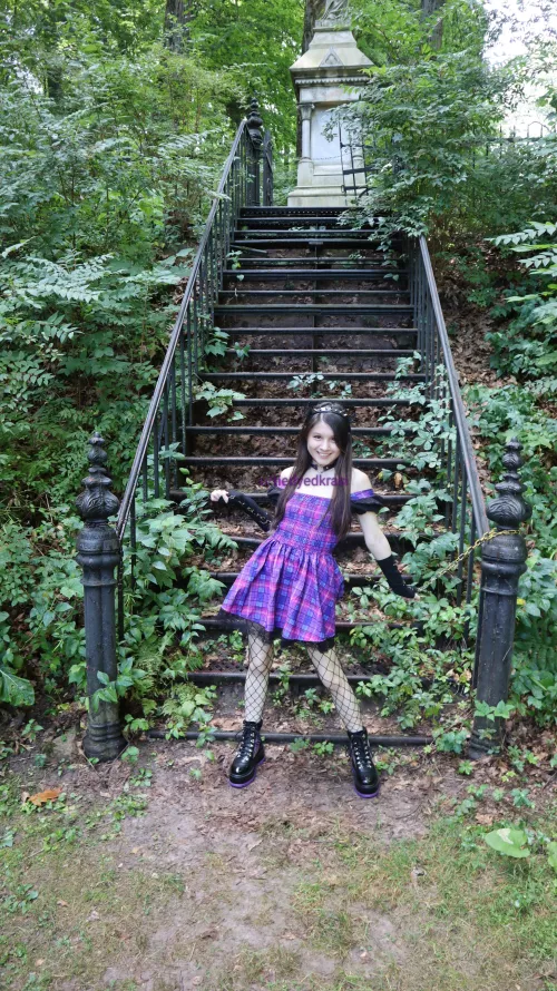 I look so pale when I'm outdoors by tiedyedkrasi