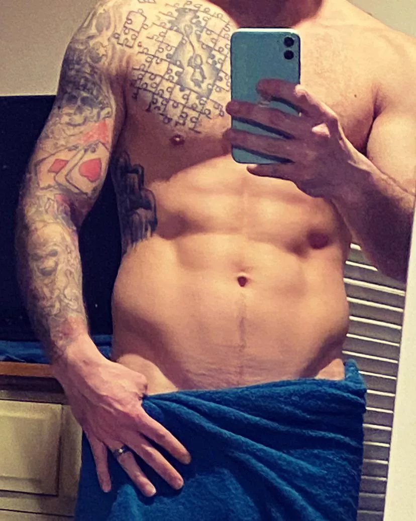 If I drop this would you fall to your knees?… posted by jackpotjones69