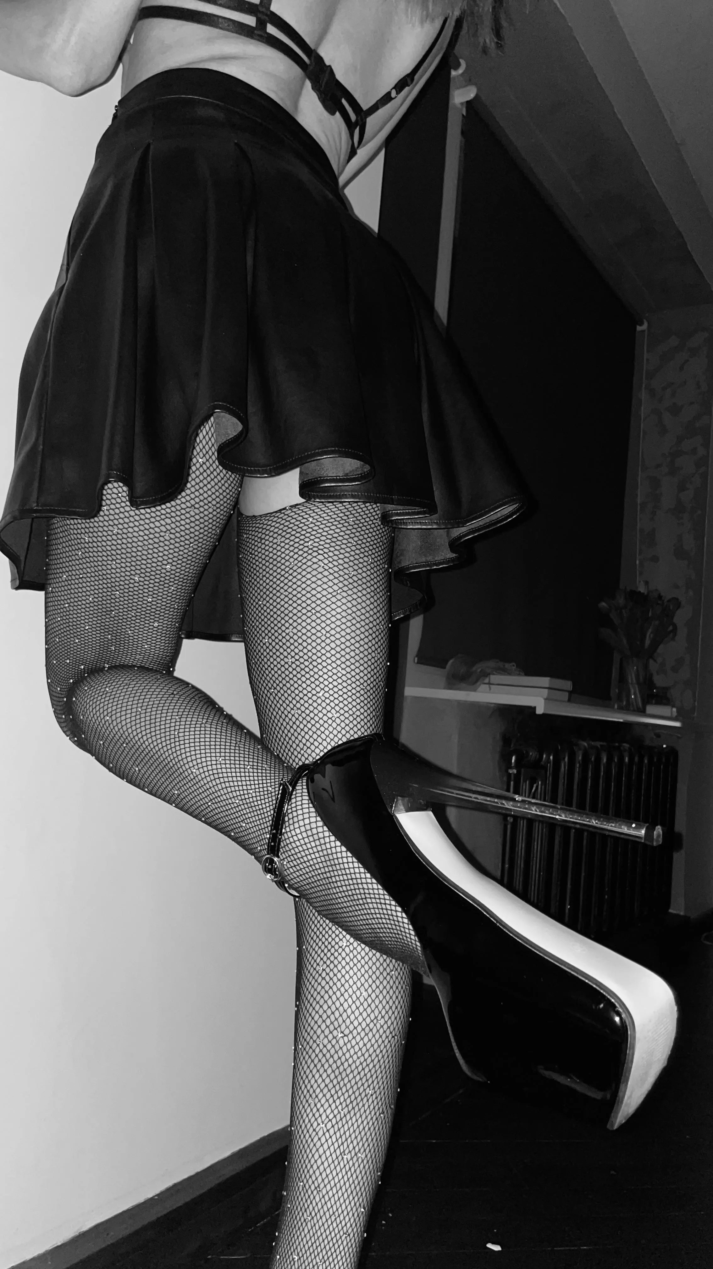 Im inlove with this shoes 🖤😍 posted by Happy_monday888