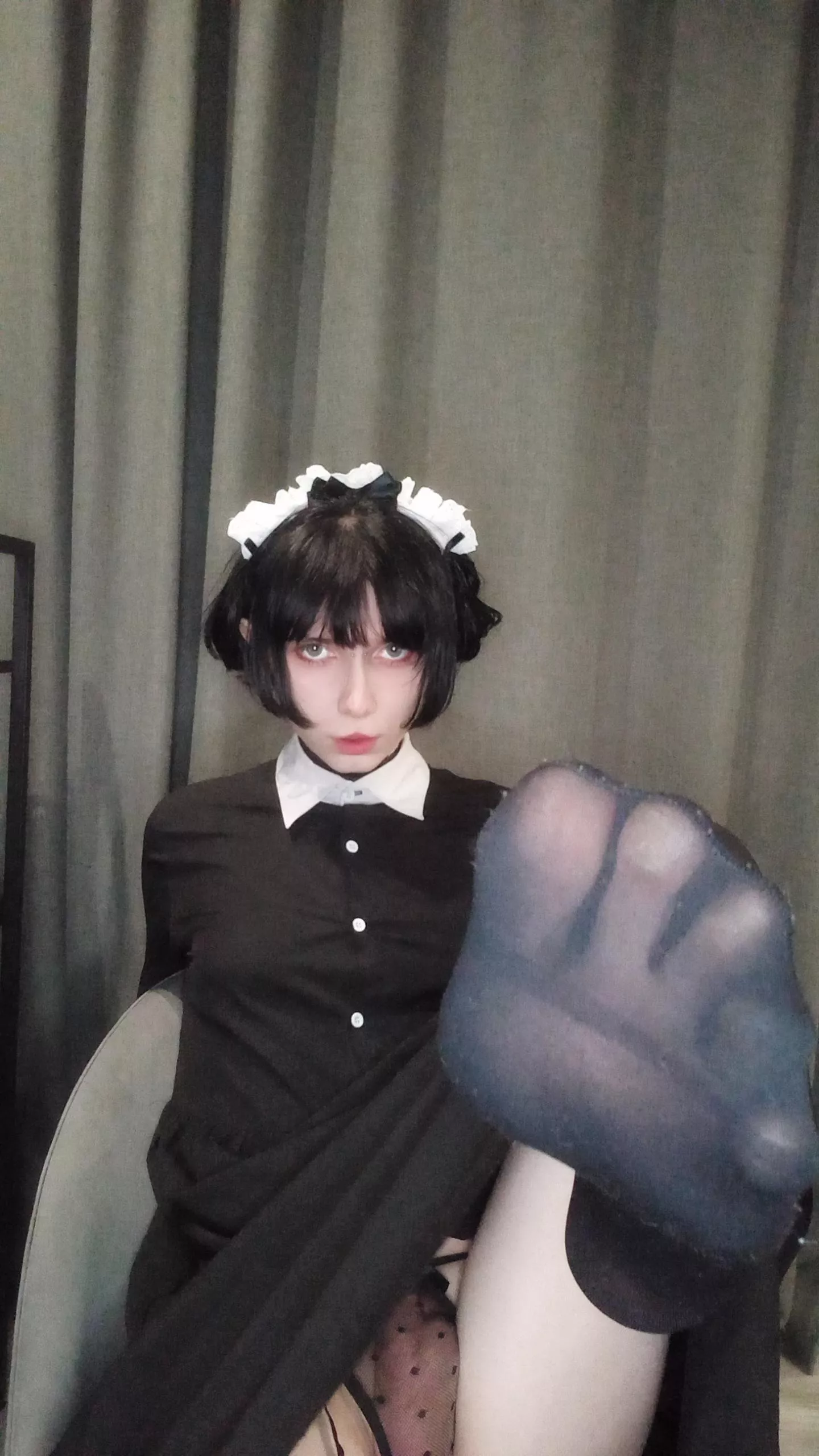 im so bored, mb we could play a game together?💖 posted by SonyaCanGiveAFootjob