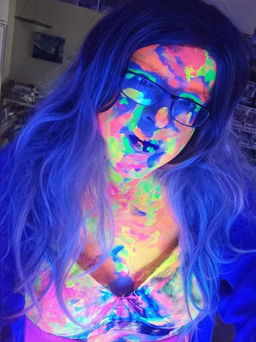 Insert fun, flirty title here.. I just wanted to be neon 😀 by CosmicValkyrie91