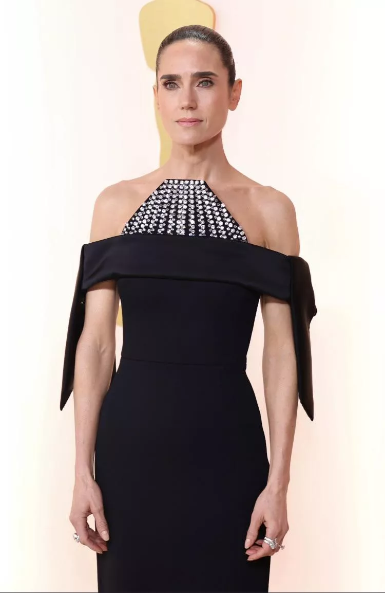 Jennifer Connelly posted by Routine-Bass-1790