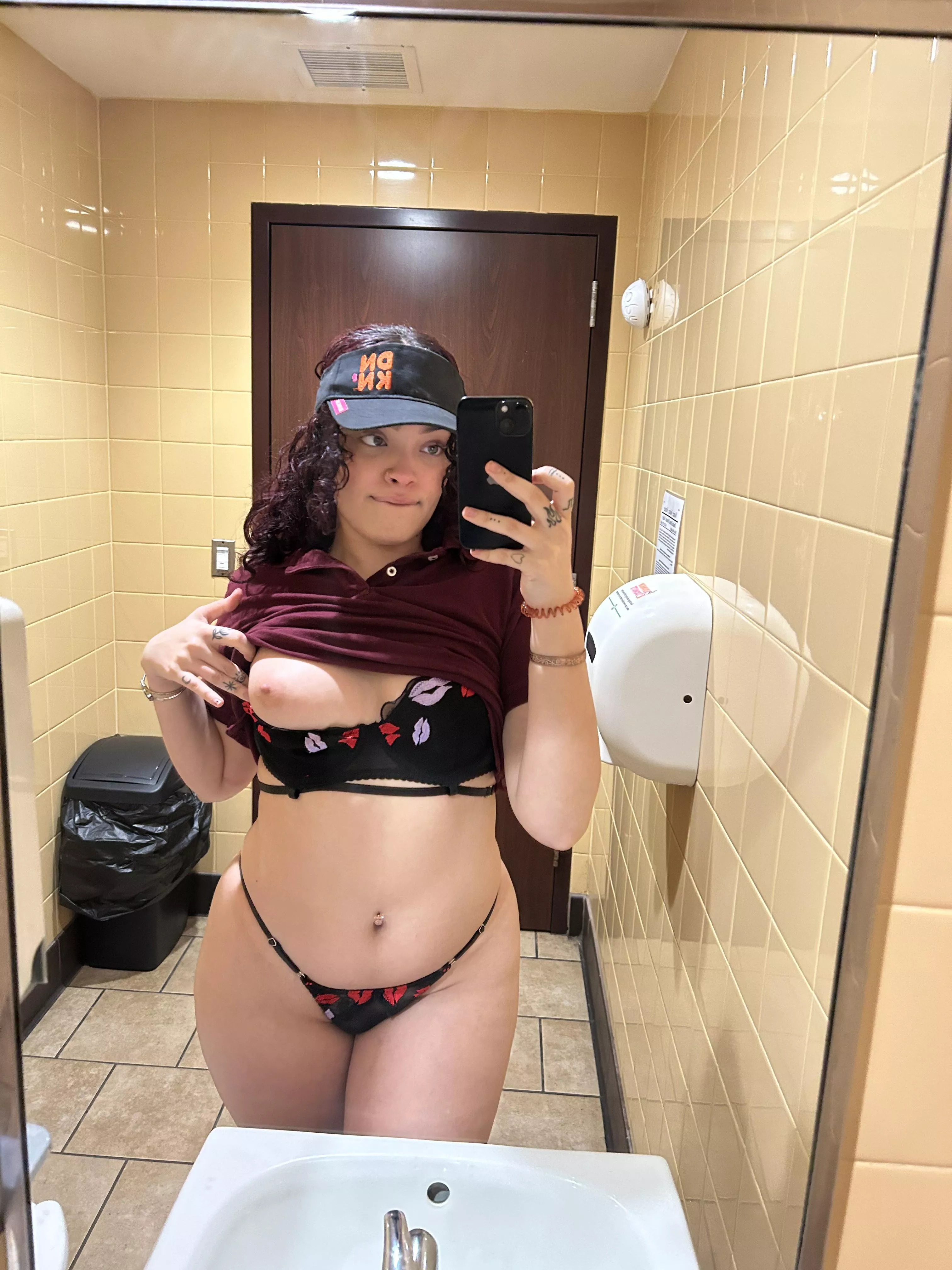 Latina cake or donuts posted by ariaxxo