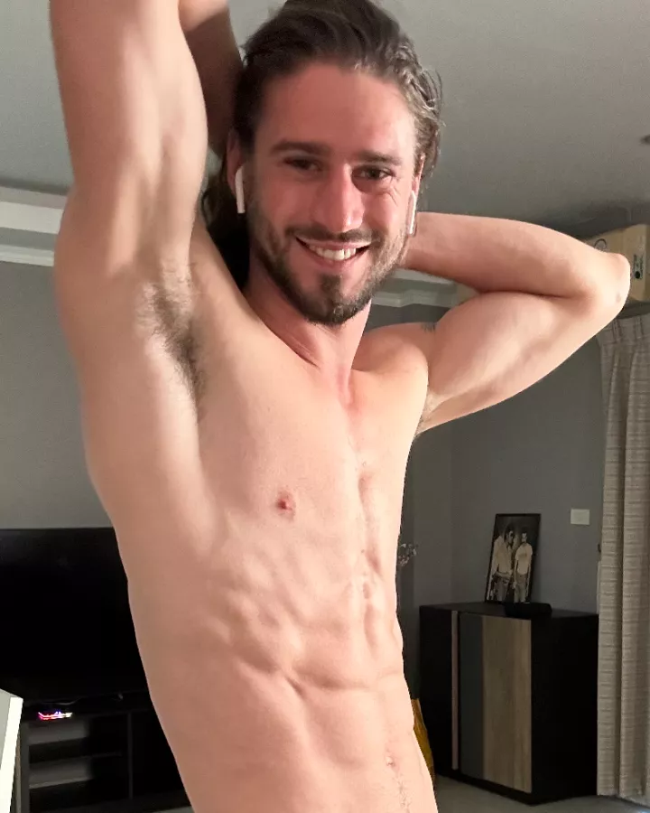 making Monday a little better 😁😏 posted by AshSmash_um