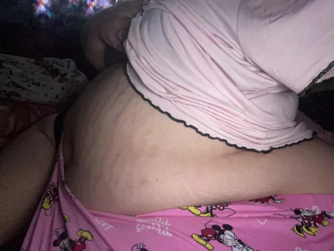 More stretch marks ❤️ by fatfeedee1991