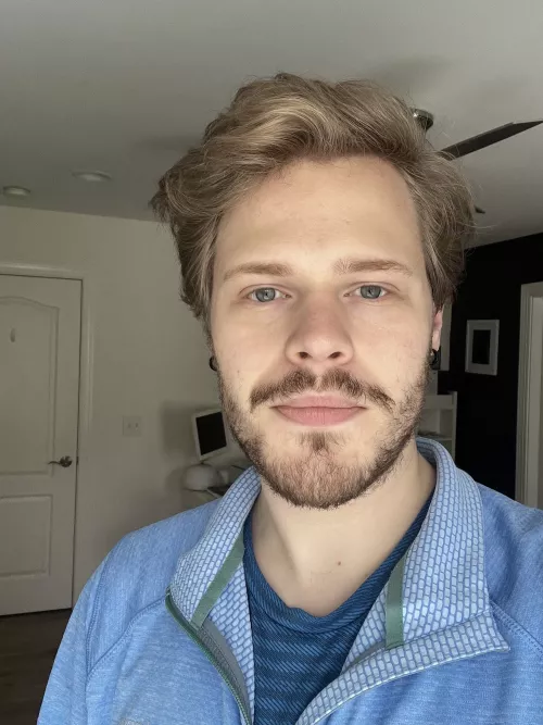 My eyebrows are finally not invisible 🙌🏻😂 by that-nerd