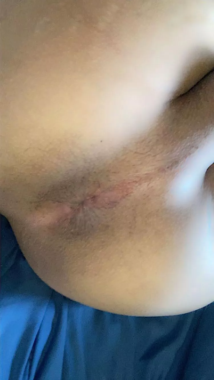 My hole is so desperate for attention 👅 posted by Majestic_Ice21