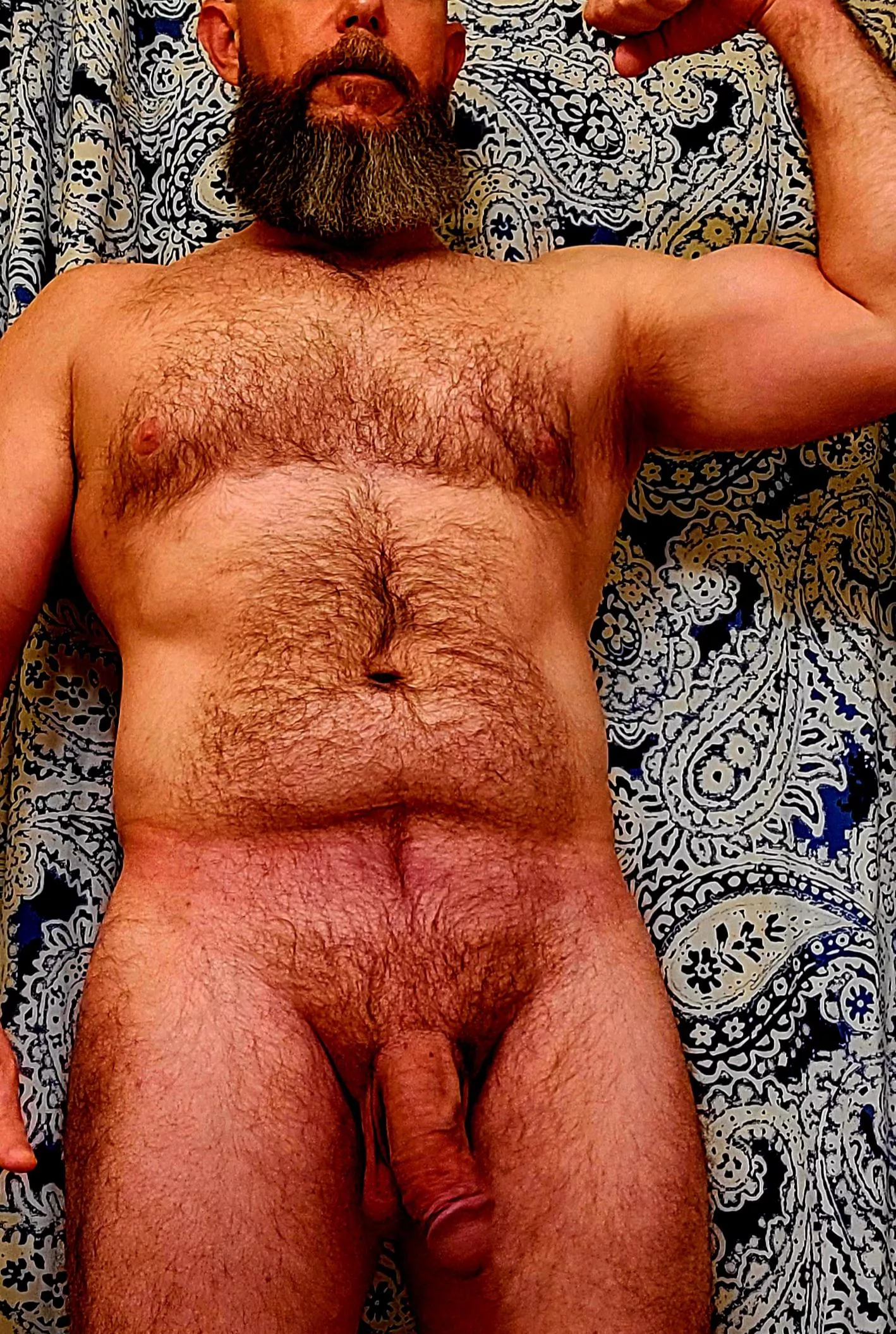 No boner but plenty of beard posted by ElBastardo713