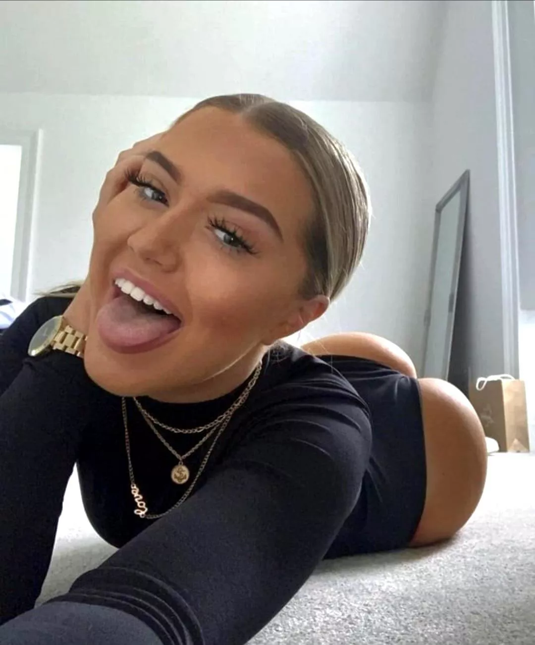 Ready from both ends posted by Cold_Cartoonist2312