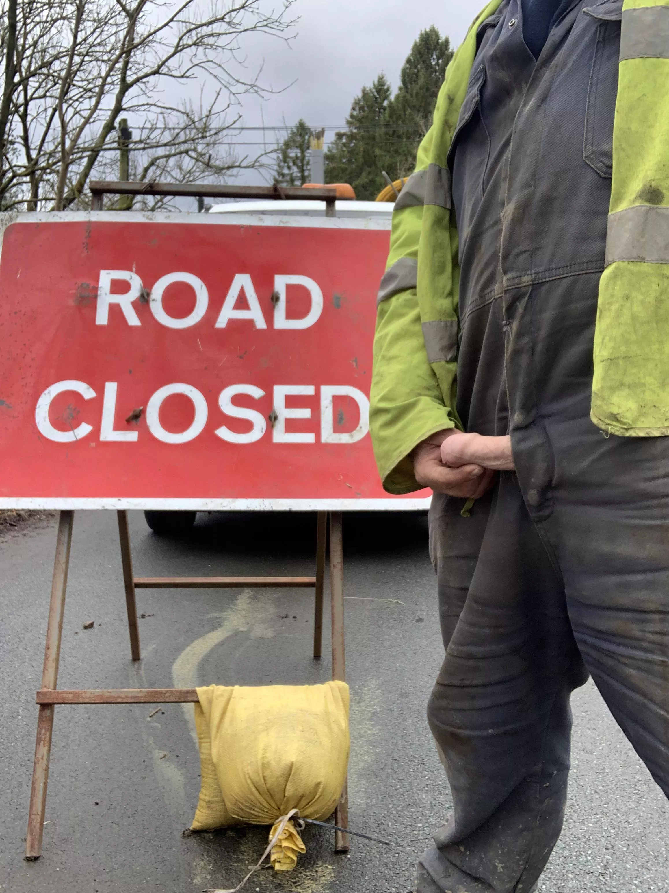 Road closed posted by Reallybored3