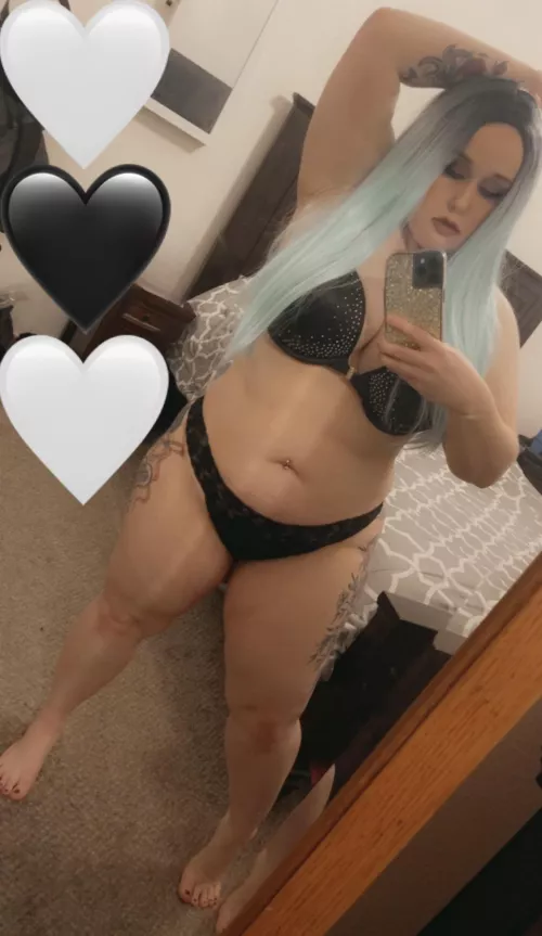 Rockin the Mombod ?🤙🏼😘 by savagetaurus7