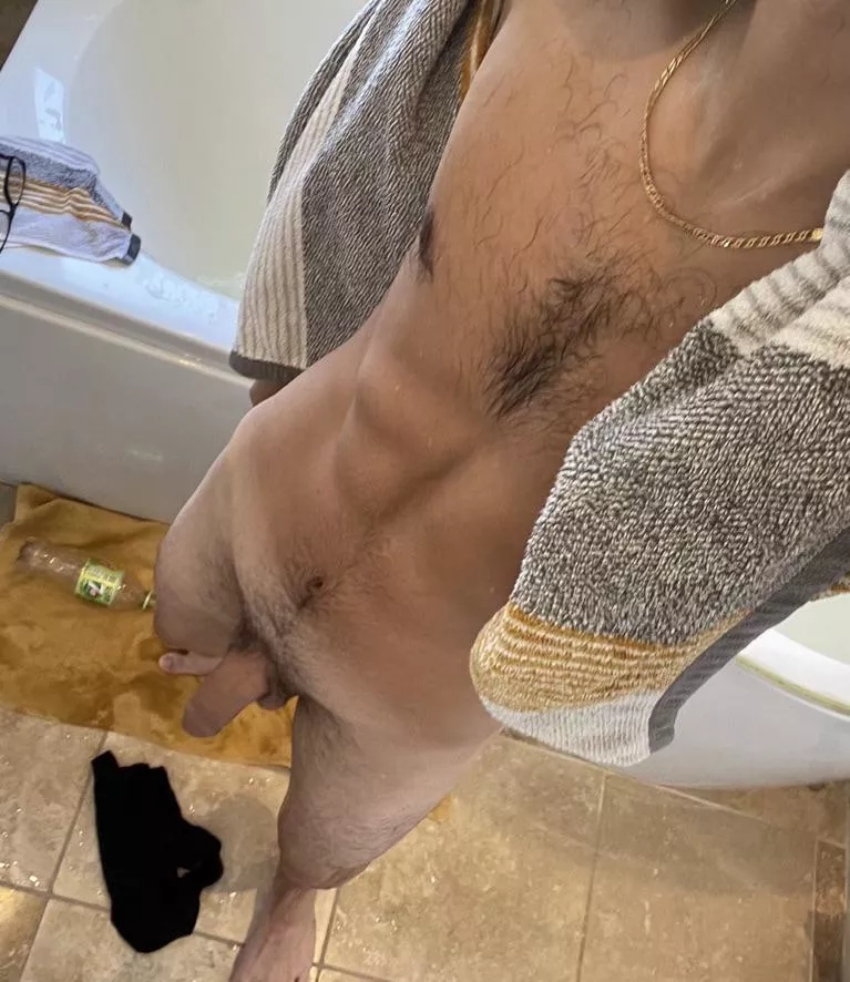 Softie fresh out the bath be honest do I have a nice one? posted by HugeTeenRod