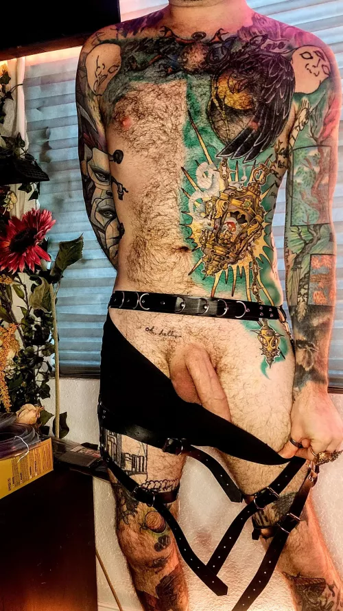 The black leather against my colorful skin is the aesthetic that gets my blood moving by Thrummingbird_OF