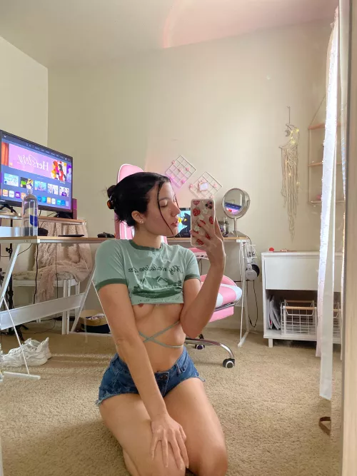 The perfect size, don’t you think? by milkymarie_x