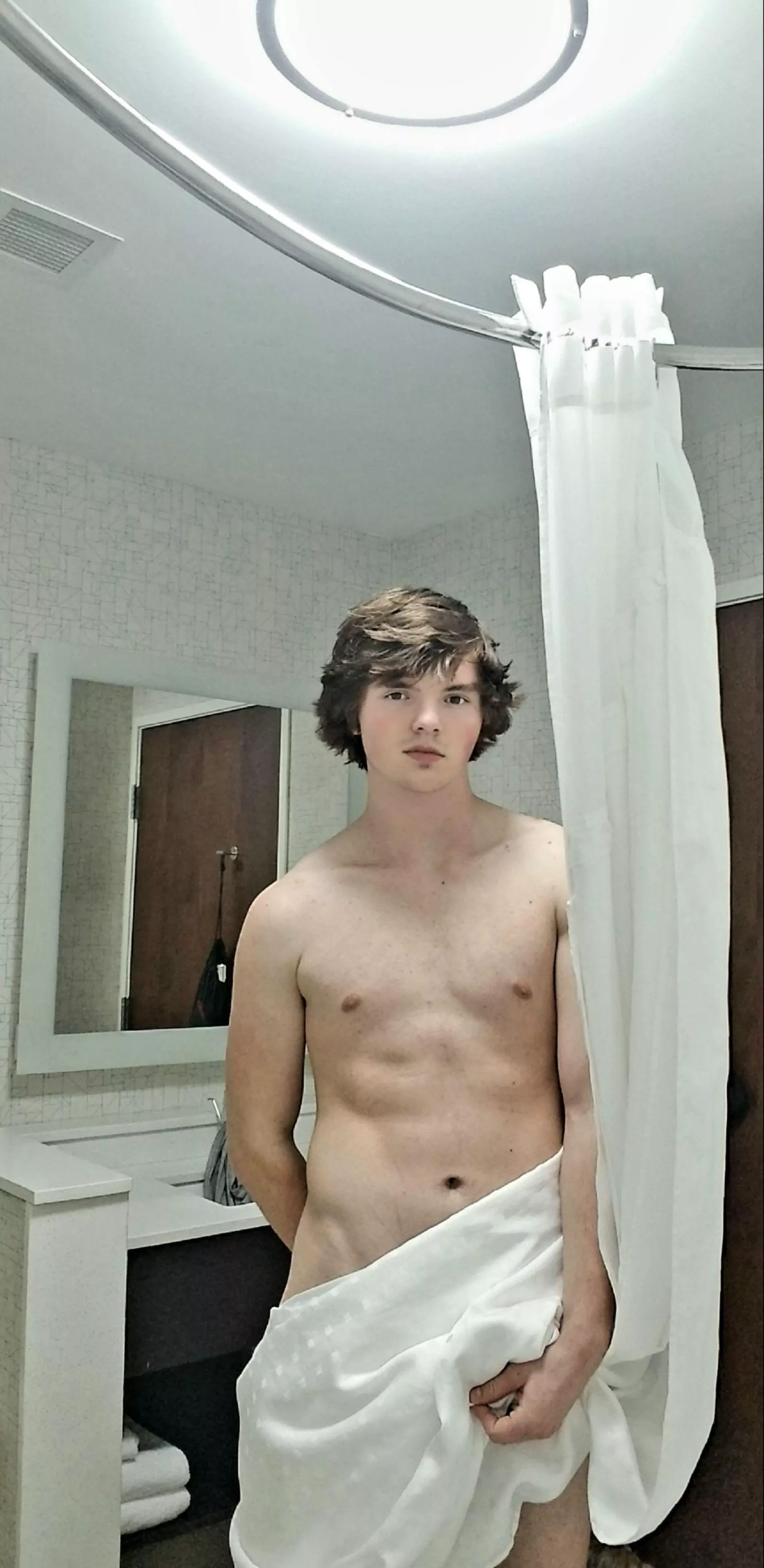 To lazy to add a title posted by Automatic_Line_319-