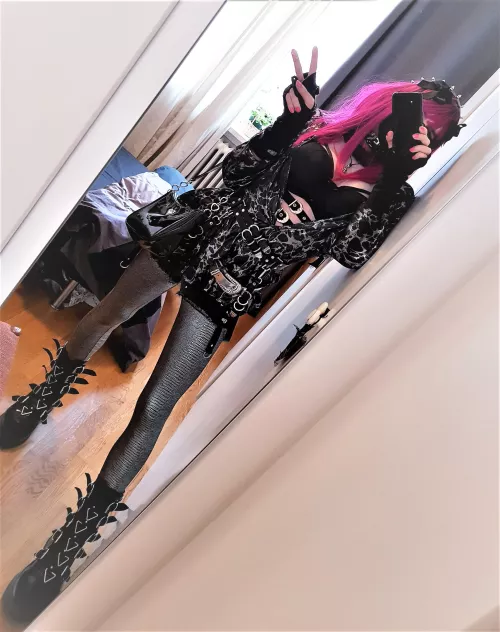 Today's outfit is...something... by ShadowPrincessN7