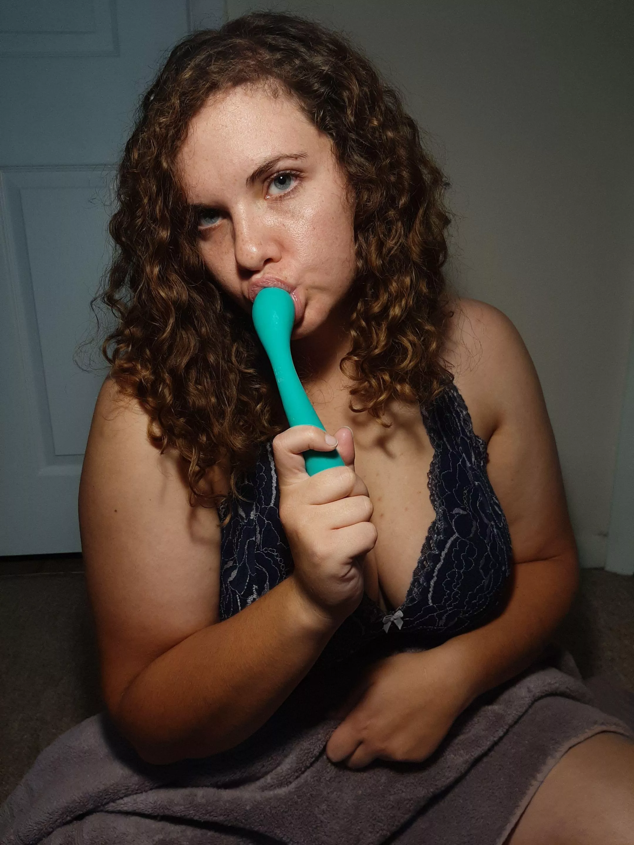 Wanna see me play with it? Message me 😘 posted by secretlyheather22