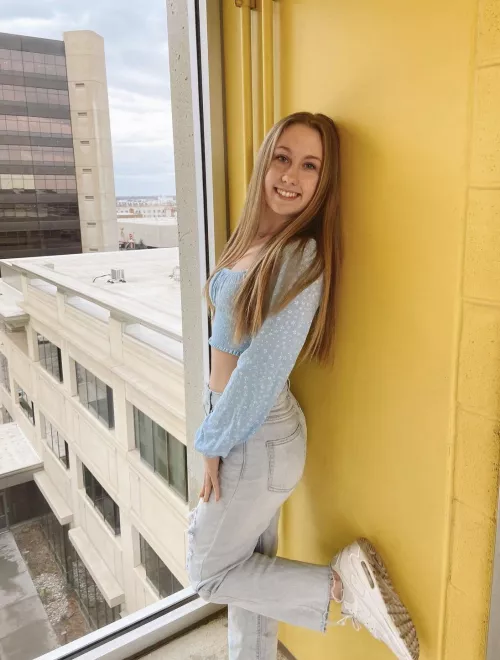 Yellow wall by rednecktrucker69