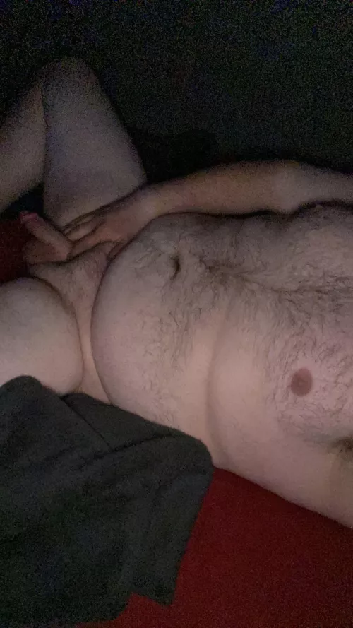 24 need a big ass to help me cum hmu by danjon8790