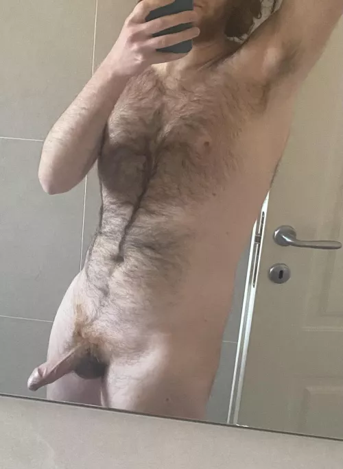 28yo i’ve been feeling good lately by ManzolinDiFior