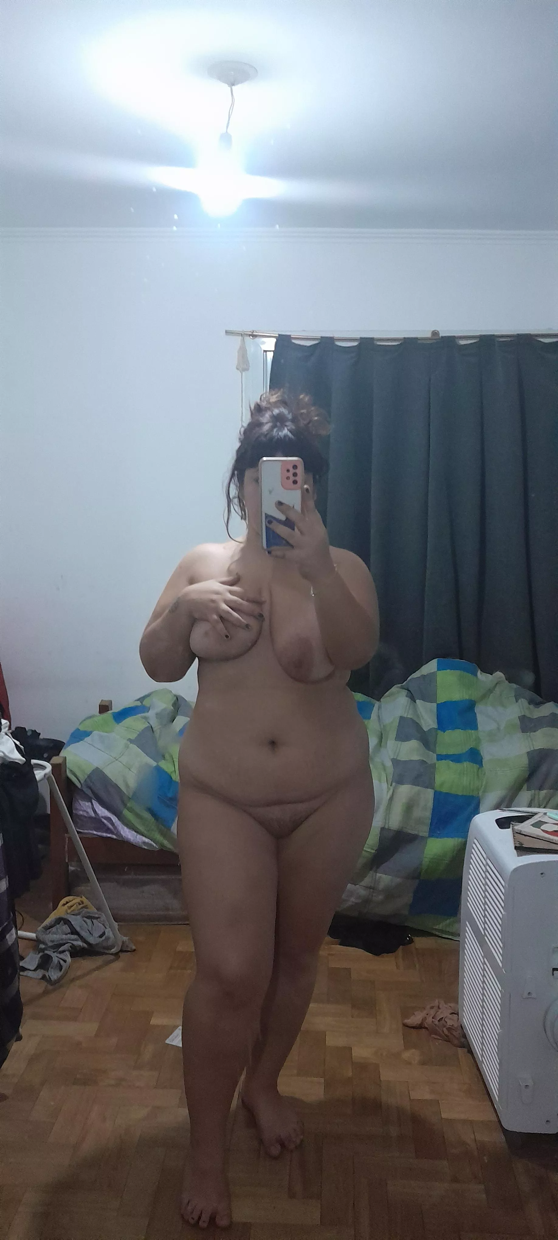 are u guys into mirror selfies or nah? ps. fringe reveal!!! posted by throwaway12340523