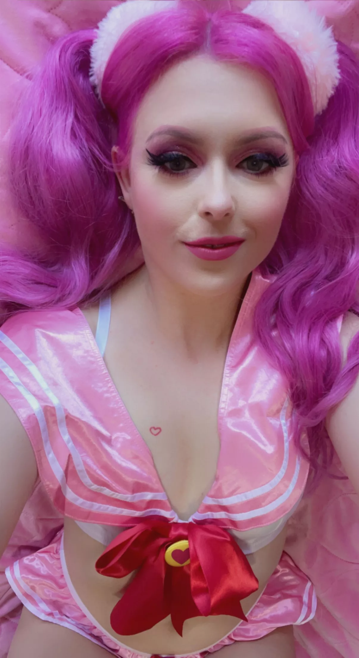 can you send love to my pinkyy hair? 🥰 posted by PoorKoalas