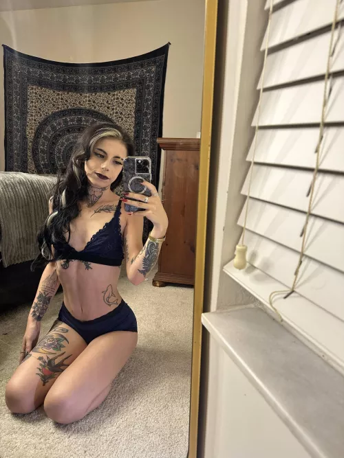 Do i look cute here?or fuckable maybe?? by nudeglam