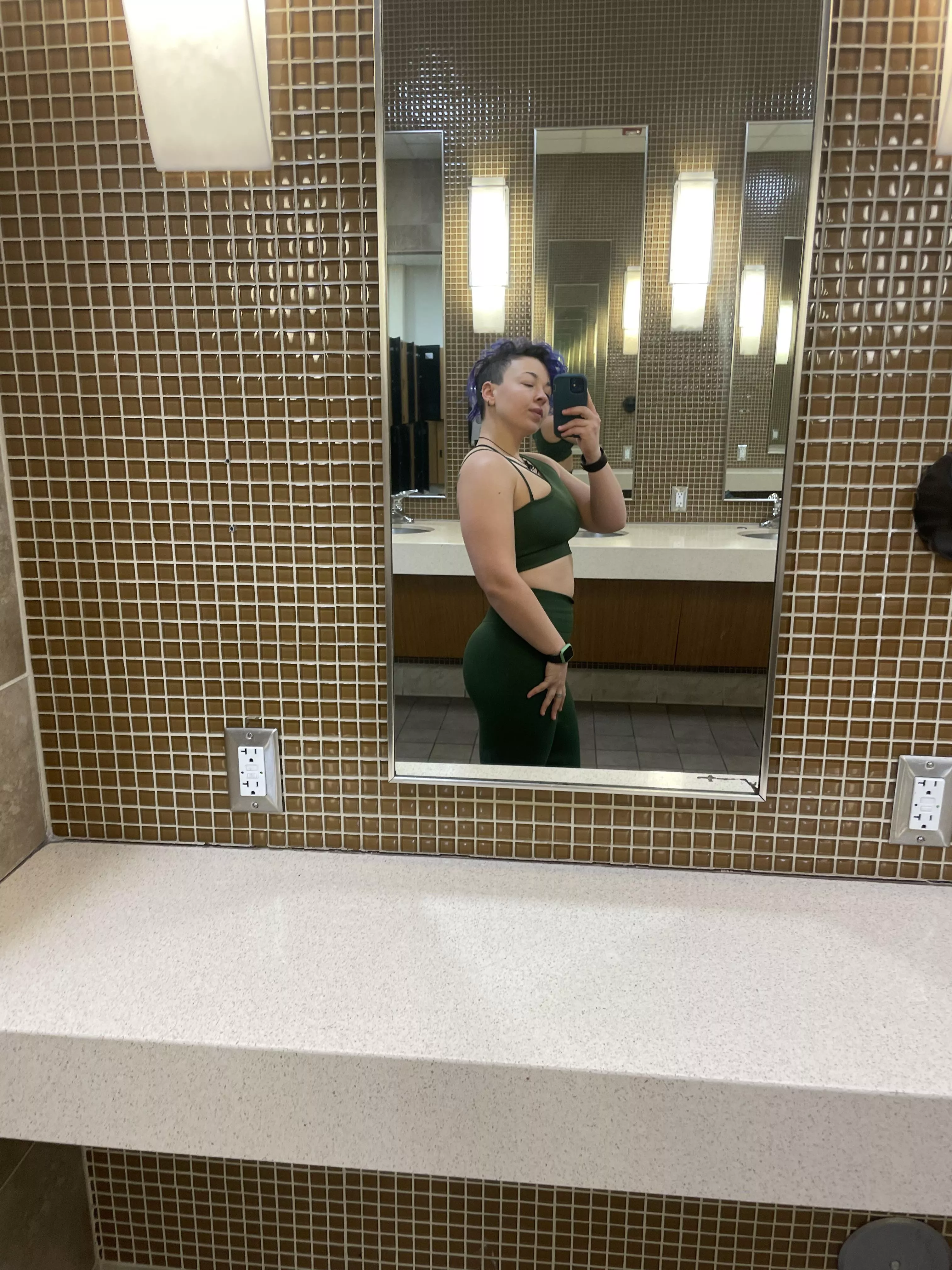 Getting the Green today 🐍😉 posted by fitty_kitty29
