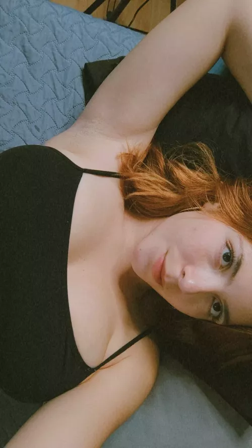 heyyy :) by goddessamba