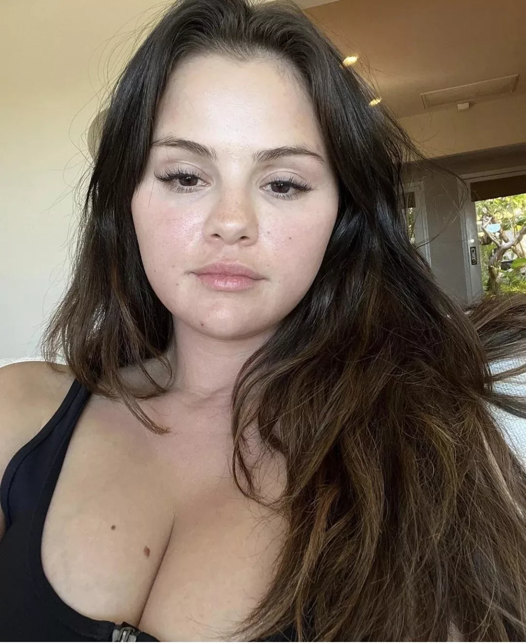 I always loved Selena Gomez’s boob mole. posted by Asslover9009