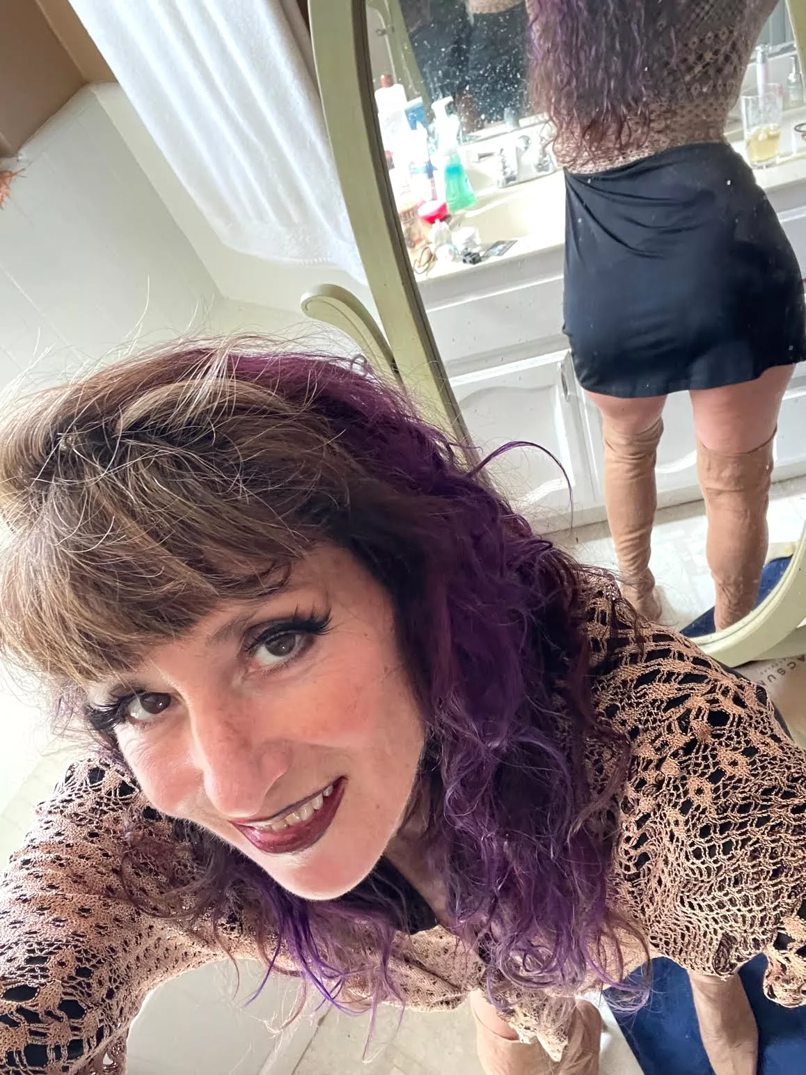 I love selfies posted by shaenaplease