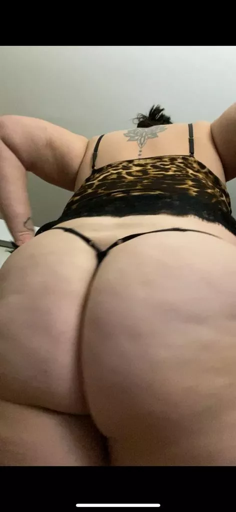 my Amazon goddess posted by uptownprince78