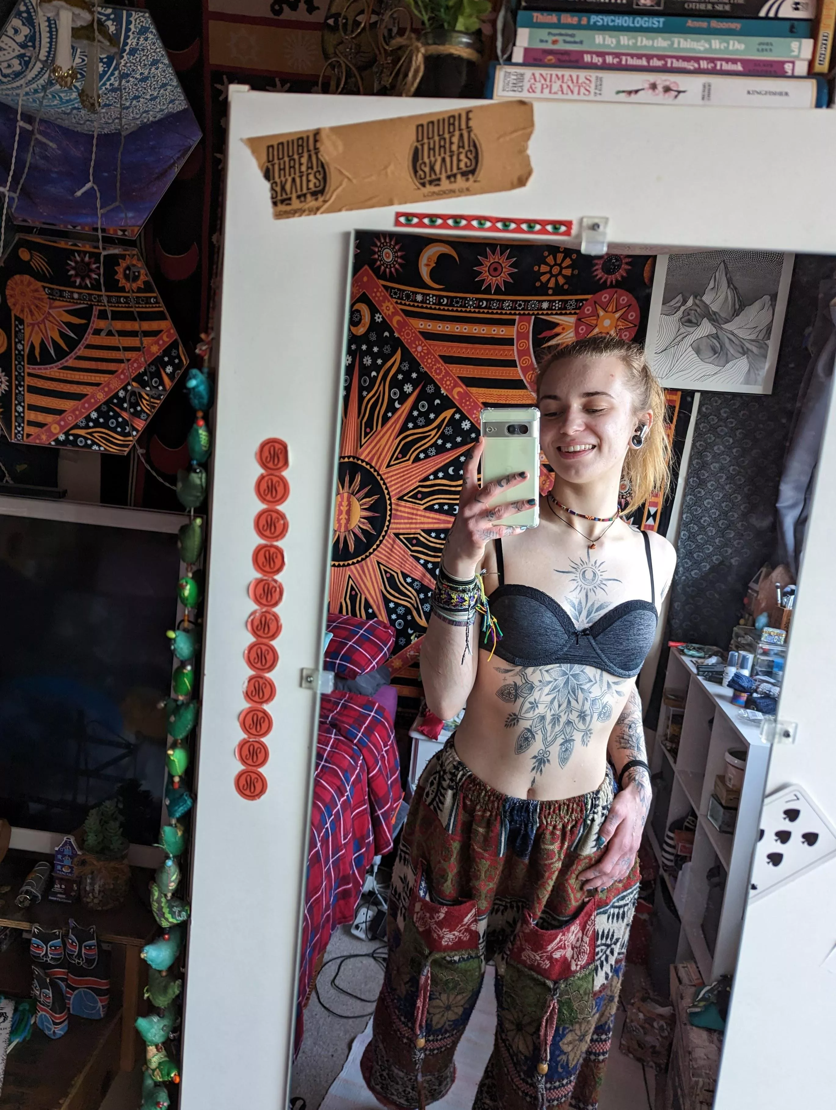 New hippie pants got me feelin' good:) posted by liltiddyhippie