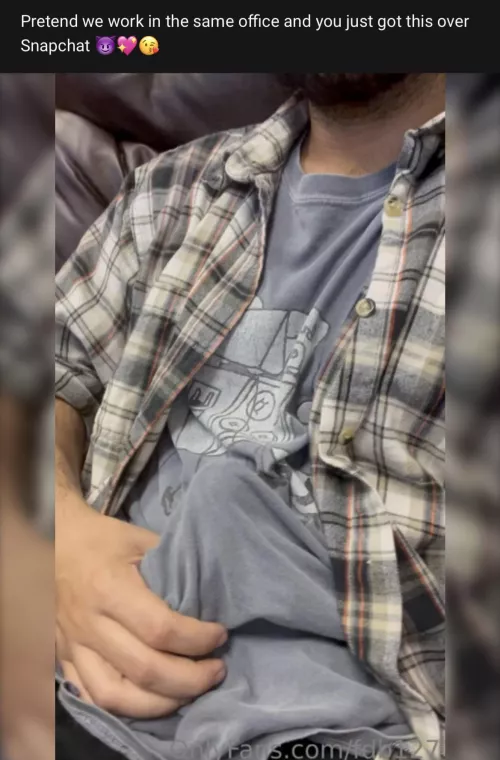 This is a screenshot hehe, check out the link in my bio for the full free vid ;) by FuzzyDadBod127