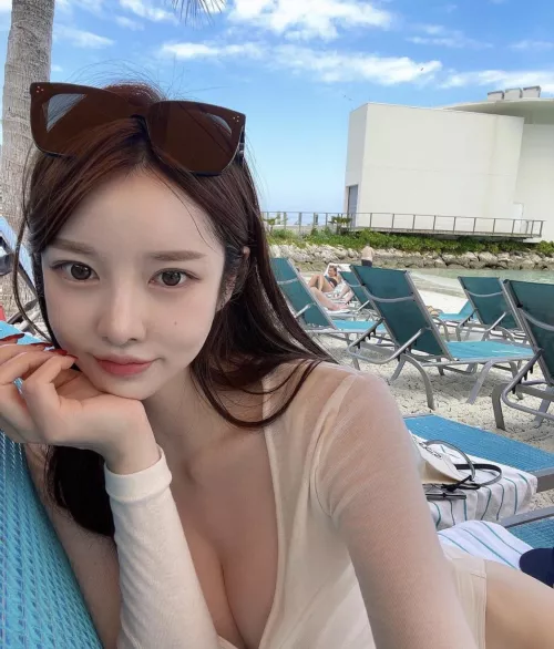 Thoughts on her? by yazcum